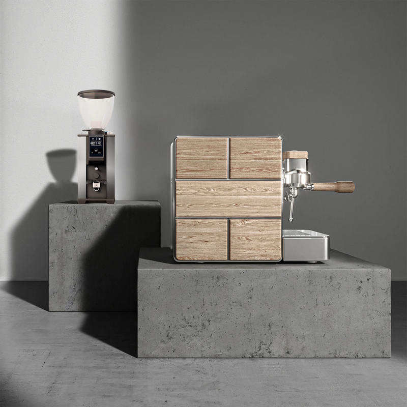 Mine Wood + Pebble Chrome + 500gr Coffee Subscription image